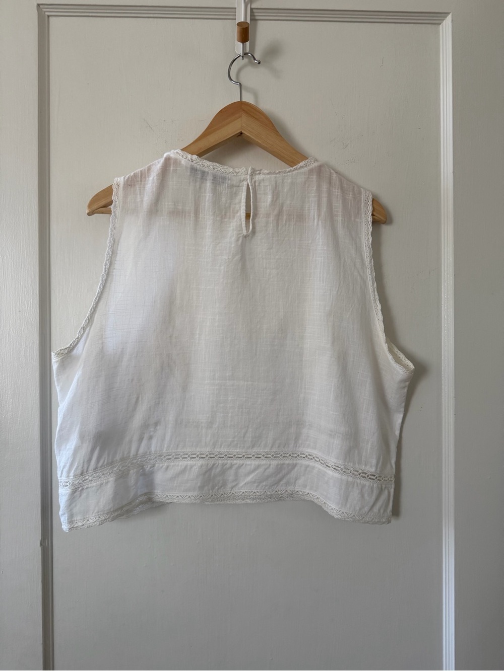 ZW Collection Embroidered Top - Picture 5 of 7